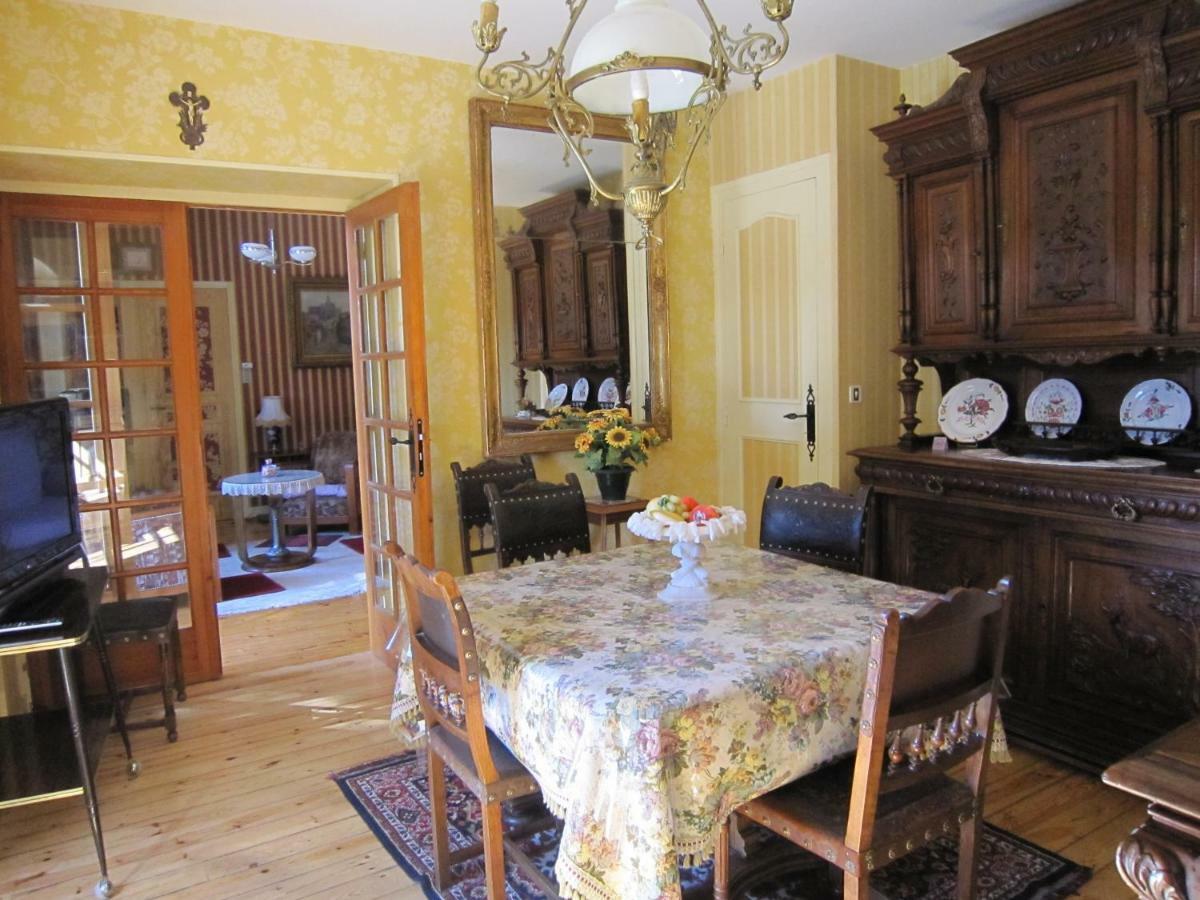 Villa La Maison de Mireille Le Puy-en-Velay Exterior foto