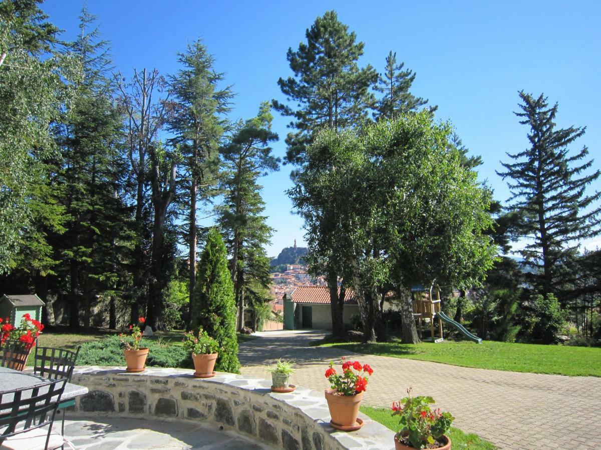 Villa La Maison de Mireille Le Puy-en-Velay Exterior foto